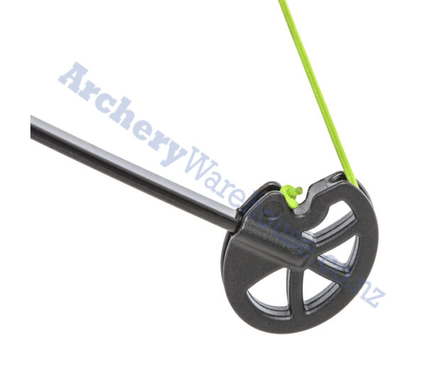 Bear Archery Youth Bow Package Valiant - Image 6